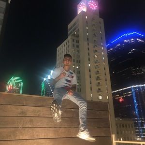 Meet your Posher, Daniel